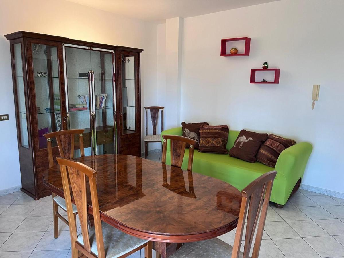 Fco Airport Titina'S House Apartman Fiumicino Kültér fotó